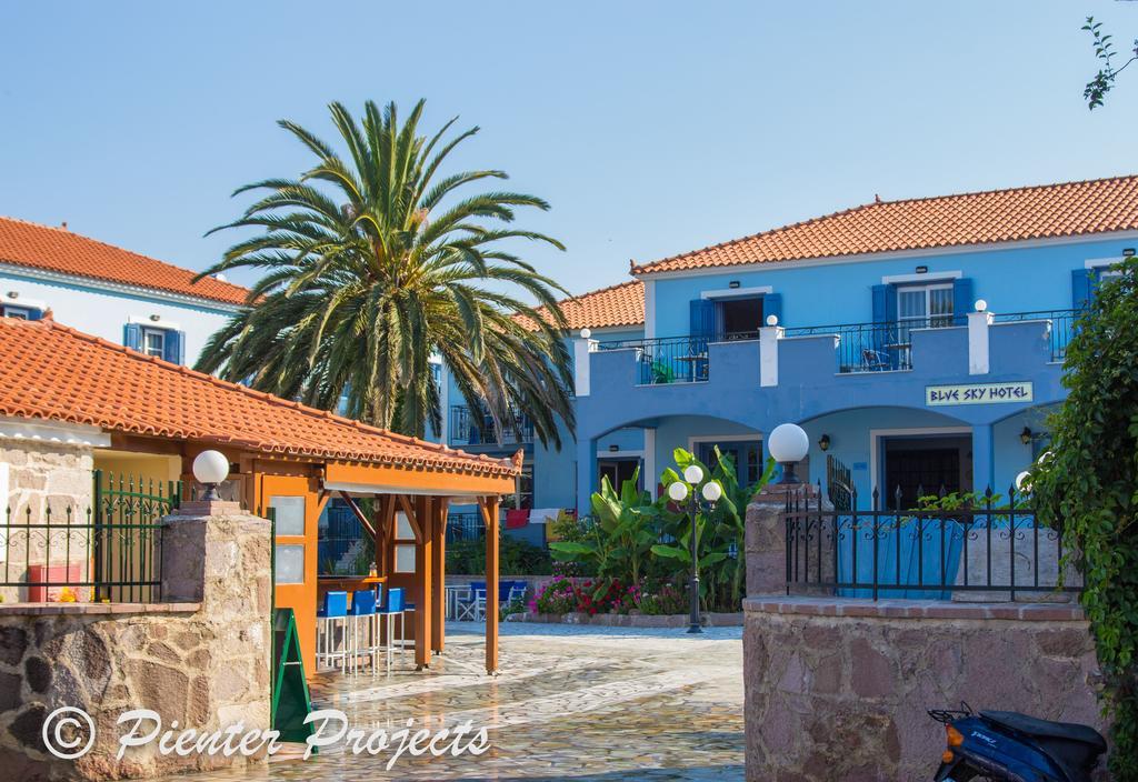 Blue Sky Hotel - Petra - Lesvos - Greece Exteriör bild