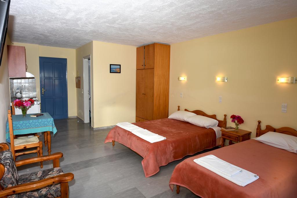Blue Sky Hotel - Petra - Lesvos - Greece Exteriör bild